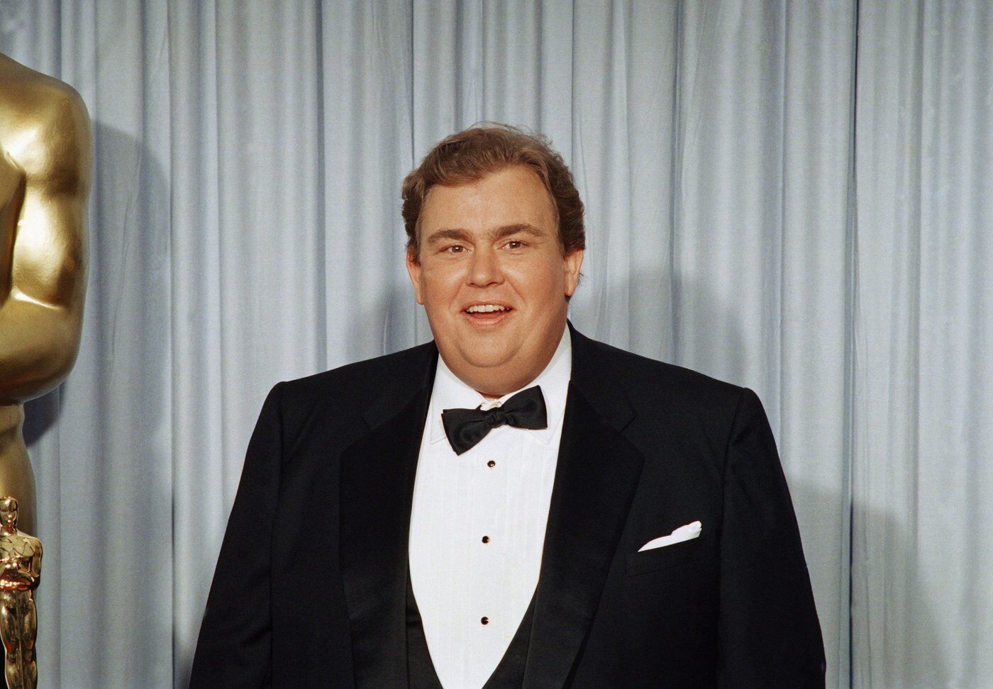 John Candy biography delves into battles ºÚÁϳԹÏÍø comic faced away from cameras